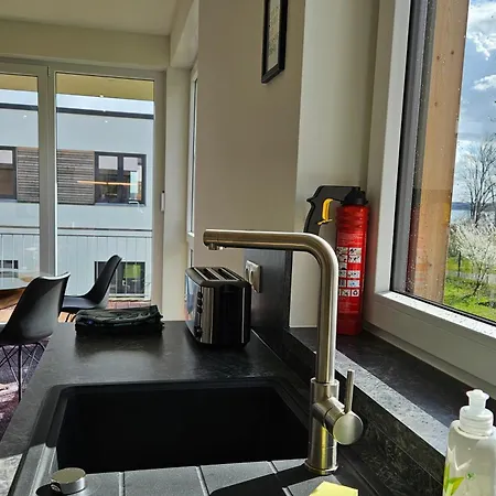 Apartamento Sonnendeck - Mit Dachterrasse, Seeblick, Parkplatz, Fahrradschuppen, King-size Bett - Seenah Relaxen *